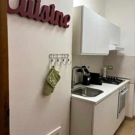 Διαμέρισμα Accogliente Bilocale Nel Centro Di Olbia Όλμπια