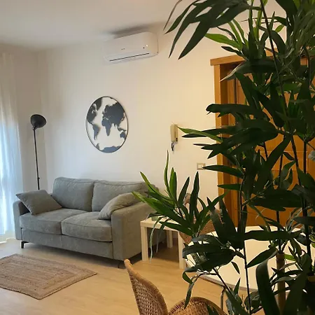 Διαμέρισμα Accogliente Bilocale Nel Centro Di Olbia Όλμπια